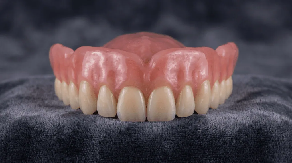 Aesthetic dentures Turkey